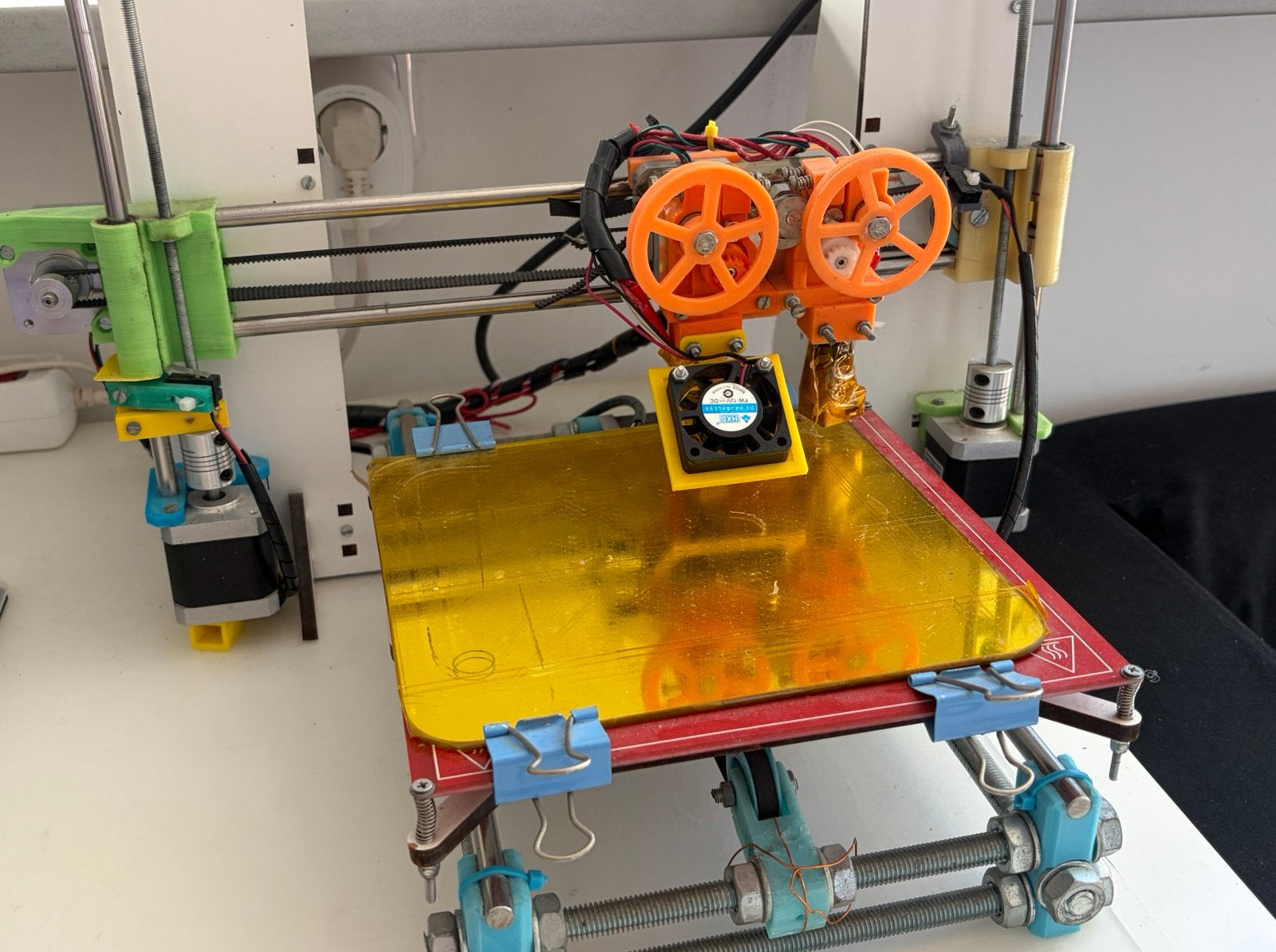 Prusa I2 en Prusa I3 3D printers met toebehoren en filament, Ophalen, Gebruikt