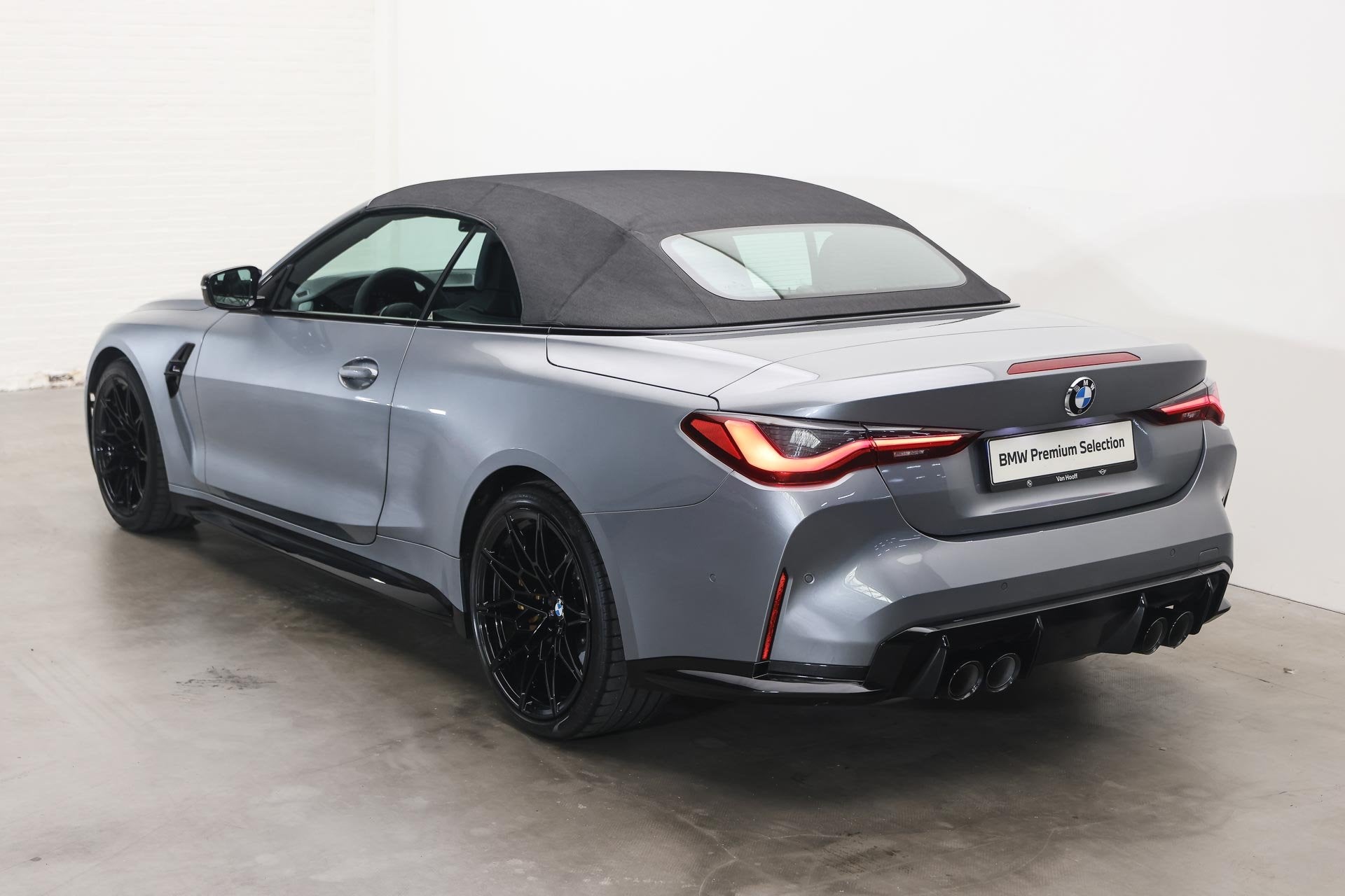 BMW 4 Serie Cabrio M4 xDrive Competition Automaat / M Drive, Dealer onderhouden, Gebruikt, 4 stoelen, 120 €/maand