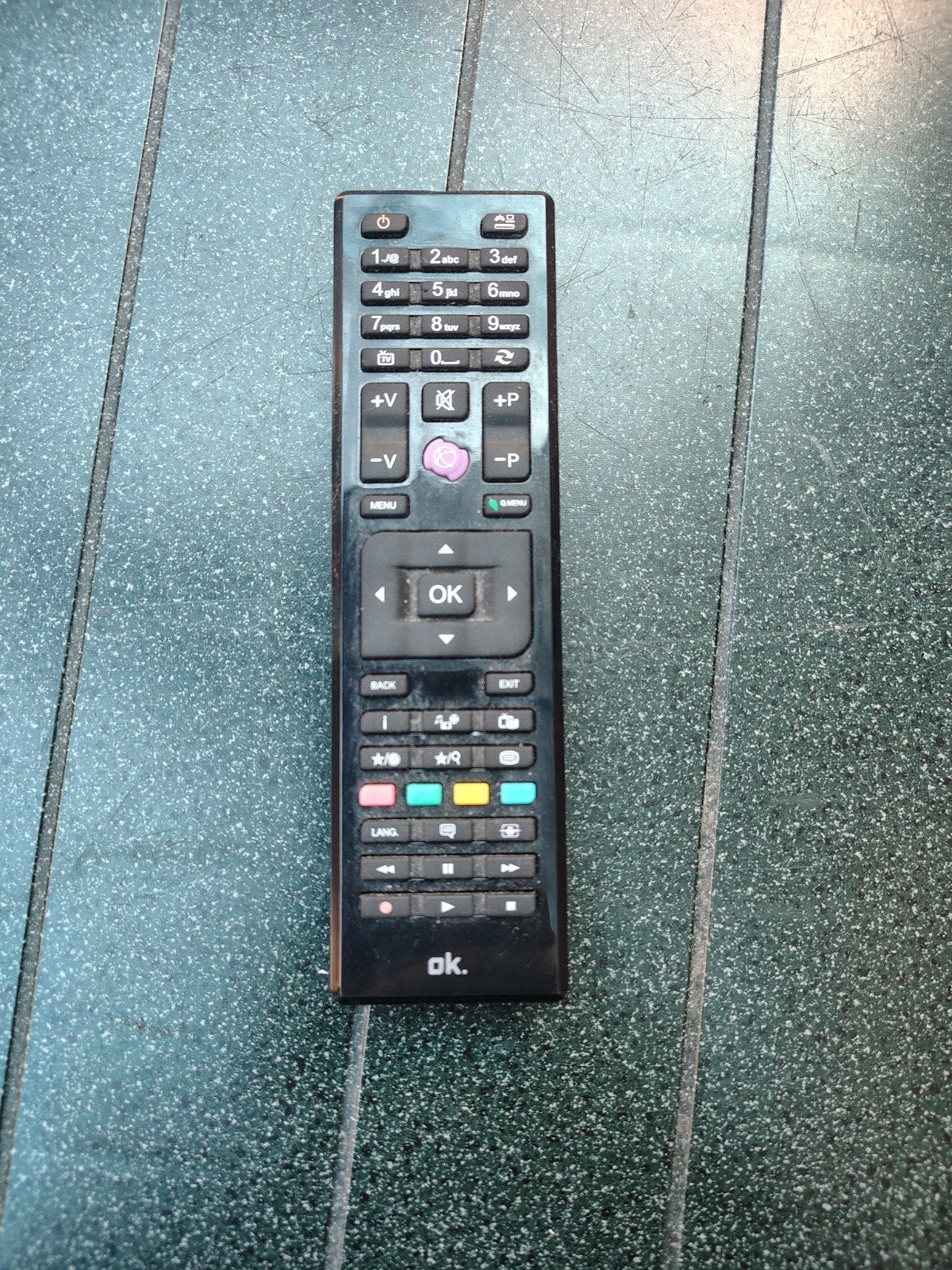 OK. 32 inch TV met afstandsbediening, Audio, Tv en Foto, Ophalen