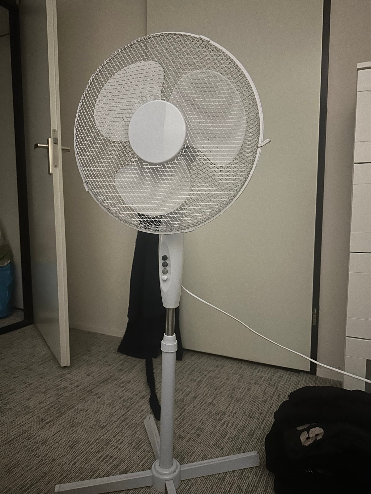Witte Statiefventilator - Krachtige Koeling, Ophalen, Gebruikt, Statiefventilator