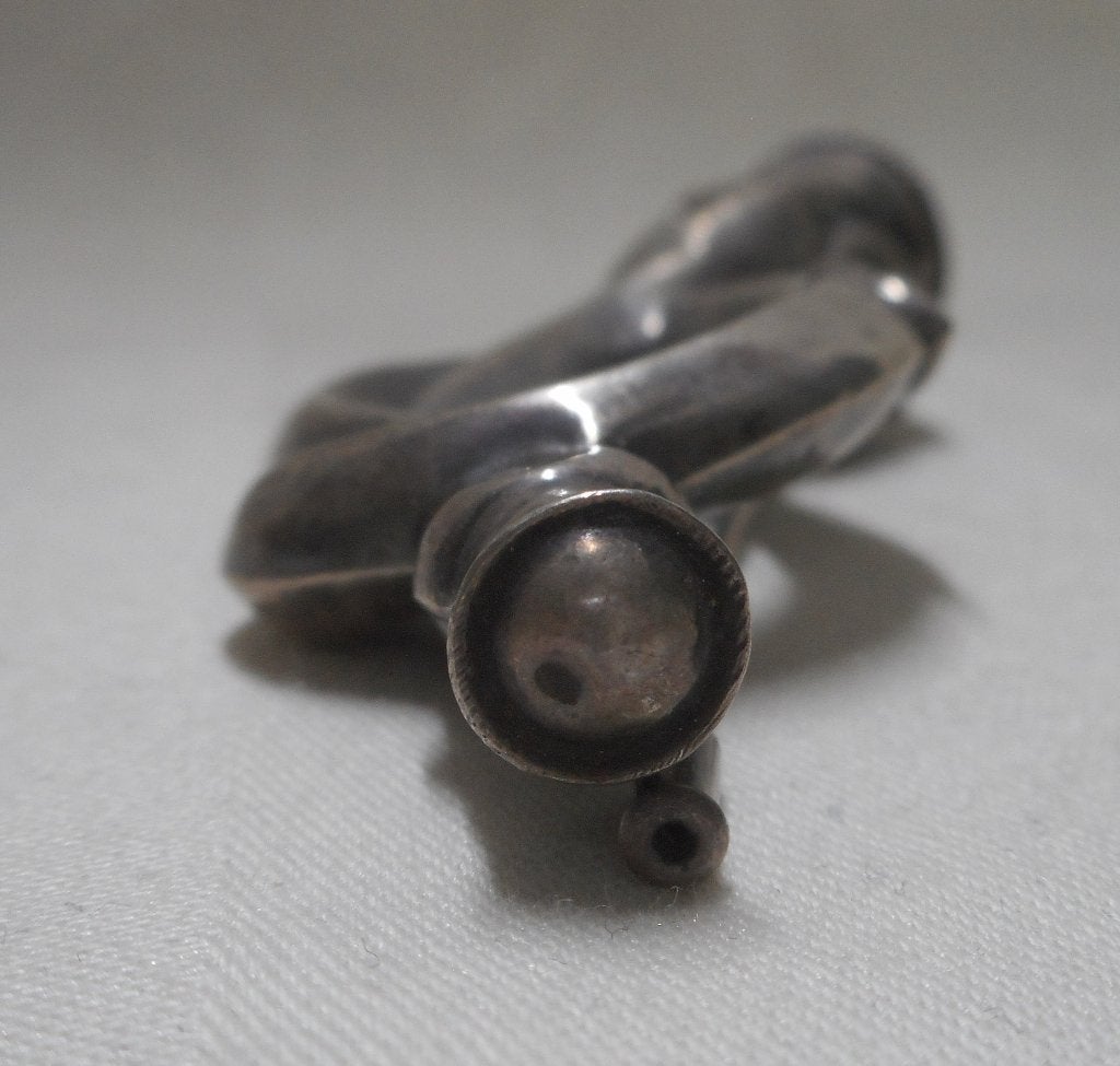 Antieke zilveren broche gemaakt van Bruids pijpje nr.726, Verzenden, Zilver, Broche