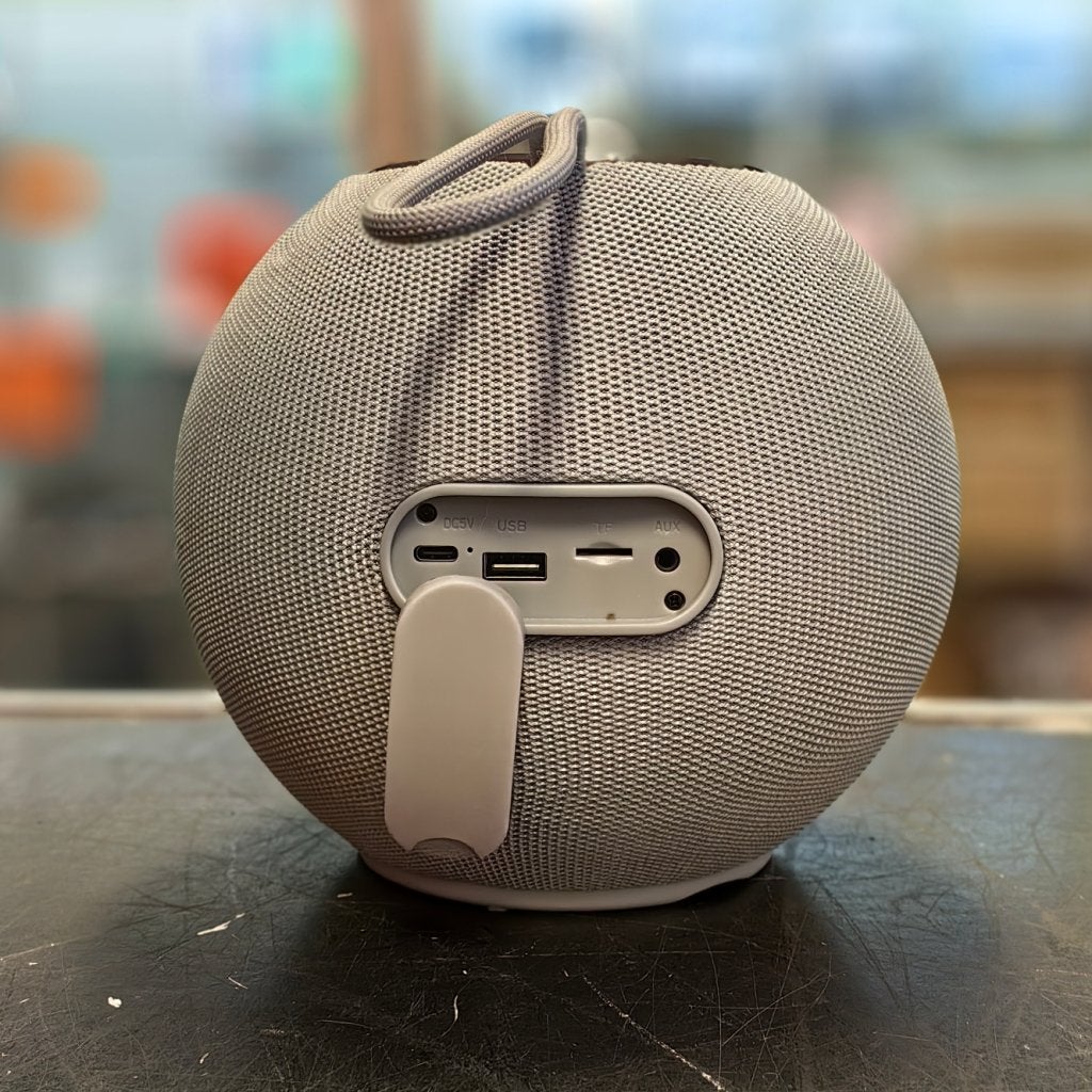 Bolvormige Bluetooth Speaker - In Nette Staat, Flex Ltd., Zo goed als nieuw, https://flex.com/contact-us, Nobelstraat 10, 5807 GA Oostrum LB, Limburg, Nederland