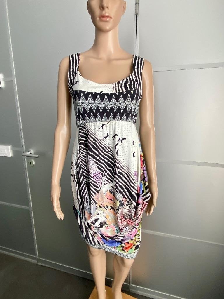 J405 Save the Queen maat S/M=36/38 set: jurk+vest wit/zwart, Wit, Zo goed als nieuw, Knielengte, Maat 36 (S)
