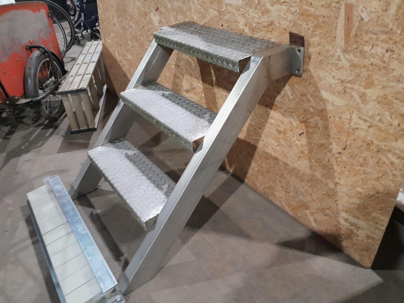 Zware RVS trap 3 treden - 70 cm hoog, 60 cm breed, Ophalen of Verzenden, RVS trap, 70 cm, Heavy duty