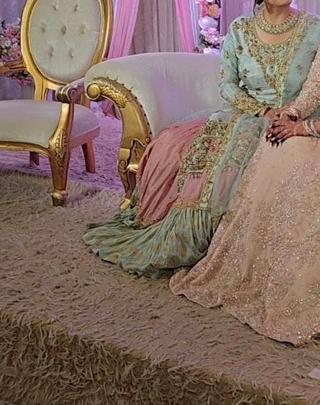 Luxe Lehenga / Pakistaanse outfit - Maat M incl. Sieraden, Kleding | Dames, Maat 38/40 (M), Overige typen, Meerkleurig, Ophalen of Verzenden