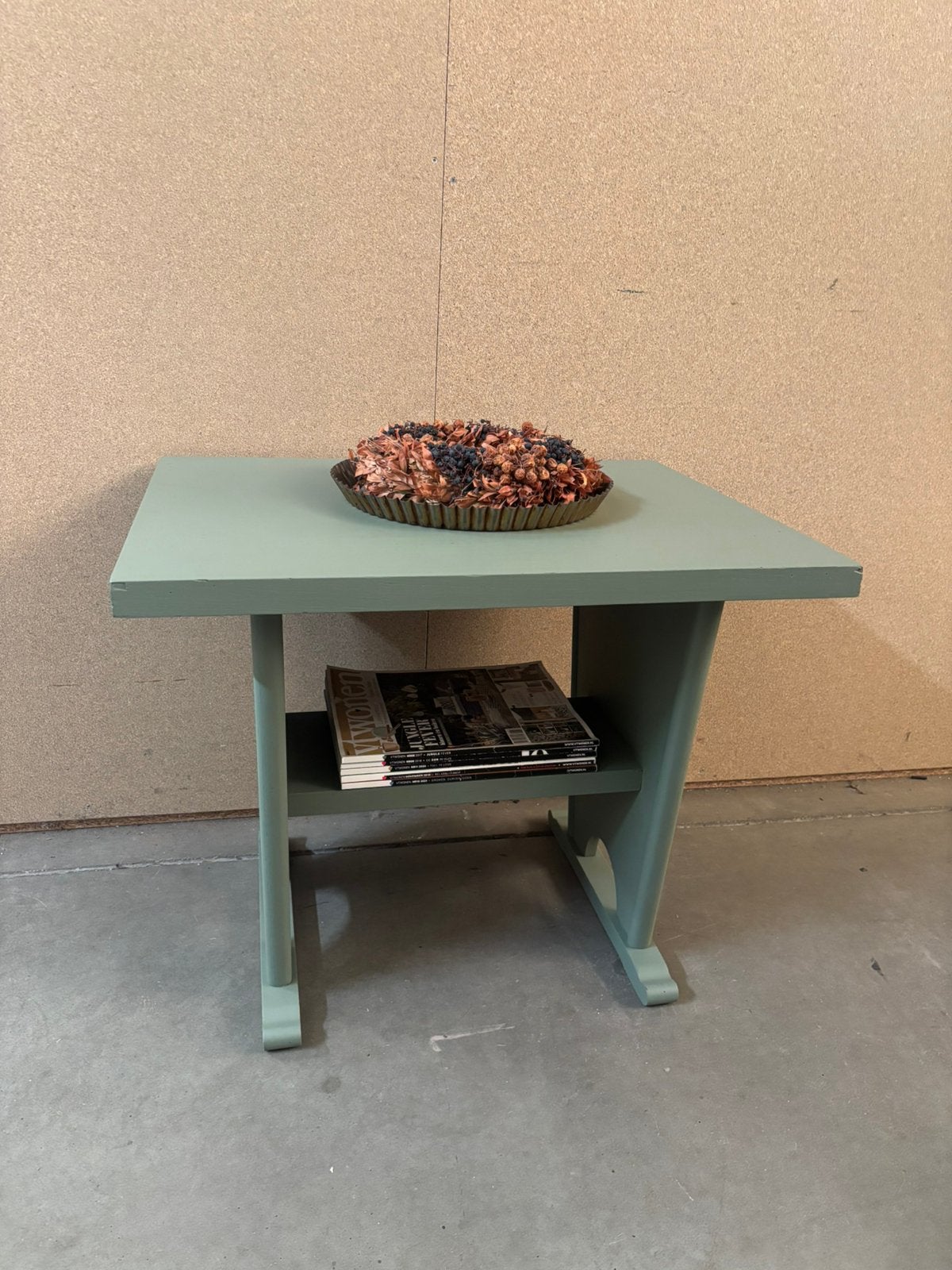 Vintage bijzettafel / salontafel, 50 – 75, Studio Larilo, 50 tot 100 cm, Vintage