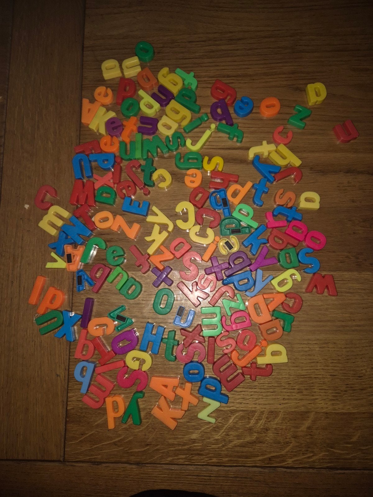 Kleurrijke Magneetletters - Educatief Speelgoed, Ophalen of Verzenden, Gebruikt, Taal en Lezen