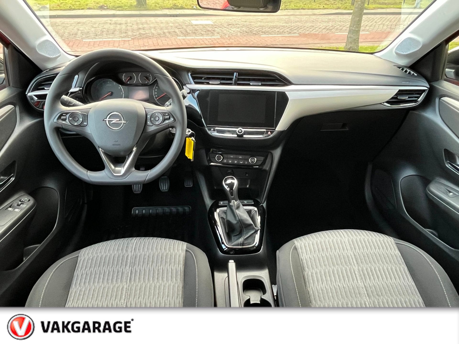 Opel Corsa 1.2 Edition, Auto's, Opel, 12 maanden, Euro 6, Origineel Nederlands, Handgeschakeld