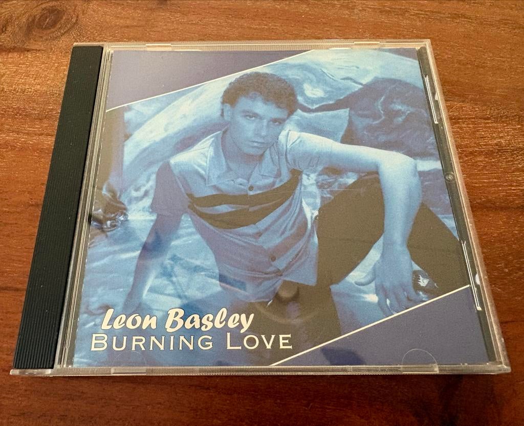 Leon Basley Burning Love CD (Elvis & Orion Tribute), Ophalen of Verzenden, Zo goed als nieuw