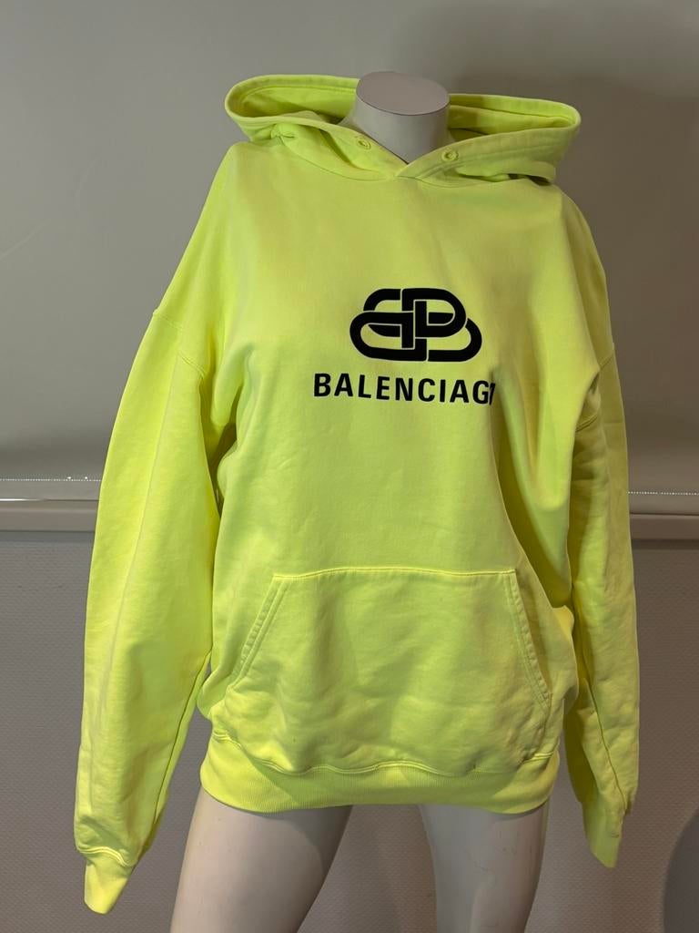 Balenciaga oversized sweater xs valt als m, ., Geel, Ophalen of Verzenden, Zo goed als nieuw