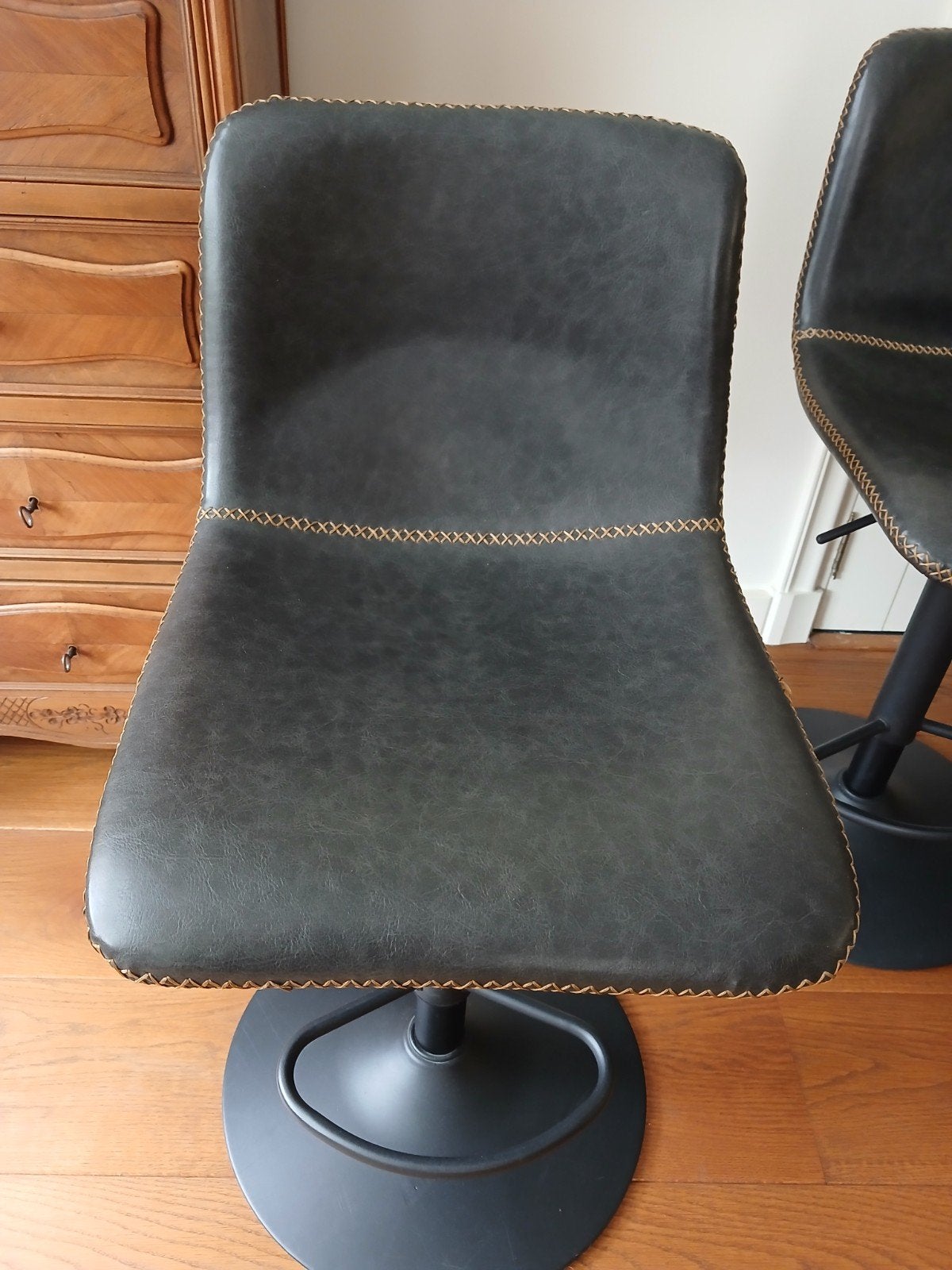 Barkruk bronx71 4 stuks, Huis en Inrichting, Fauteuils, Ophalen, Minder dan 75 cm, Leer, Zo goed als nieuw