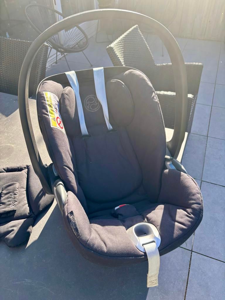 Cybex Cloud Z i-Size autostoel incl. newborn inzet, Autogordel of Isofix, Gebruikt, Slaapstand, 0 t/m 13 kg