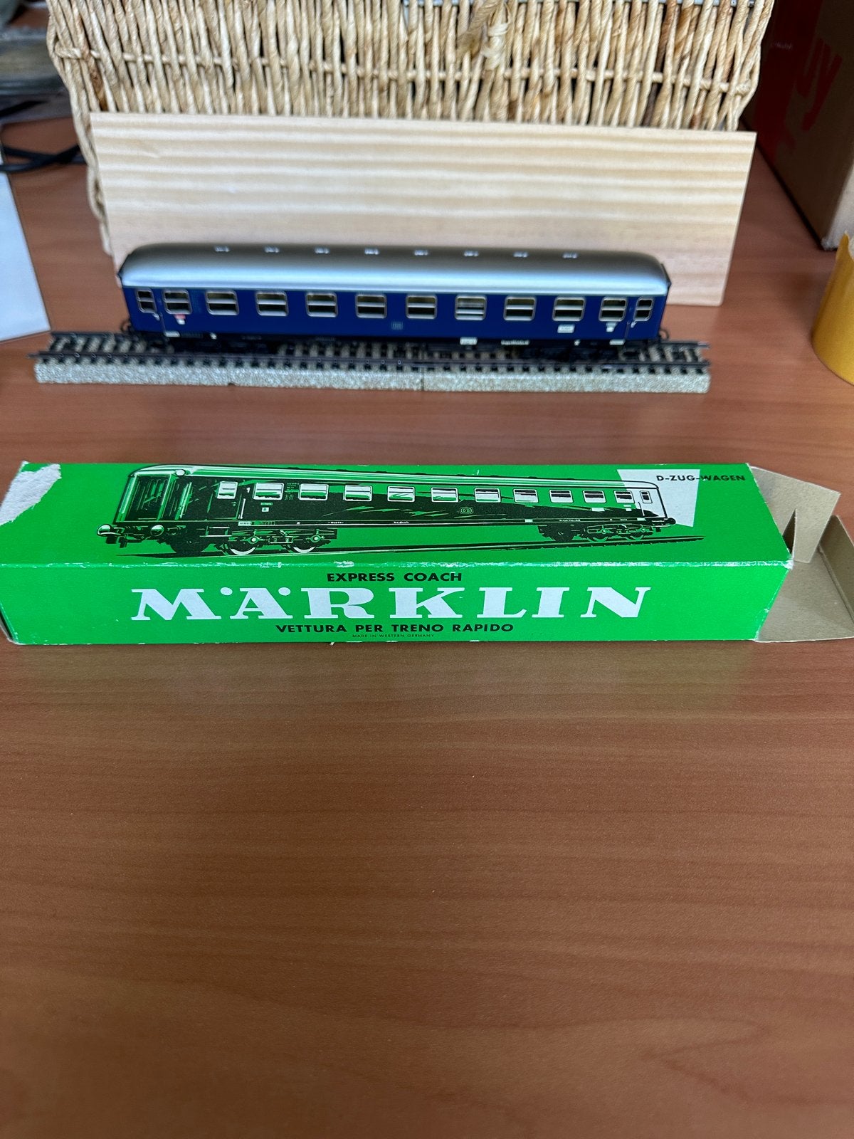 Märklin H0 Blikken Sneltreinrijtuig DB (jaren '60/'70), Hobby en Vrije tijd, Modeltreinen | H0, Wisselstroom, Gebruikt, Wagon