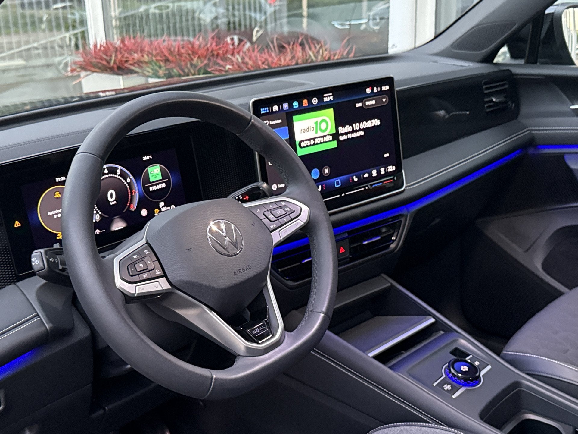 Volkswagen Tiguan 1.5 eTSI 150PK Goal Automaat - Nav | CarPl, 12 maanden, Stof, 4 cilinders, Blauw