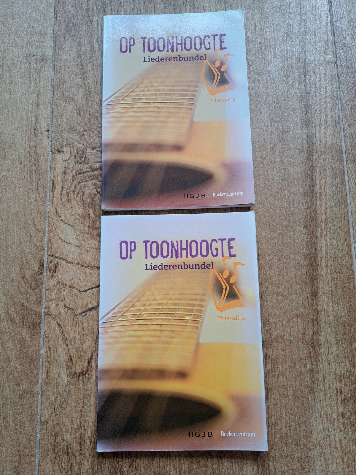 Op Toonhoogte Liederenbundel Tekstedities (2 stuks), Boeken, Ophalen of Verzenden, Gelezen, Algemeen, HGJB Boekencentrum