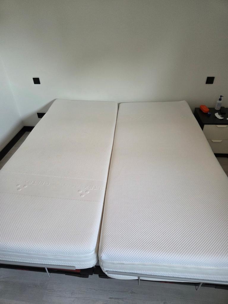 Swiss Sense bed met 2x Geltex matras 90x210, Ophalen, Tweepersoons, 180 cm