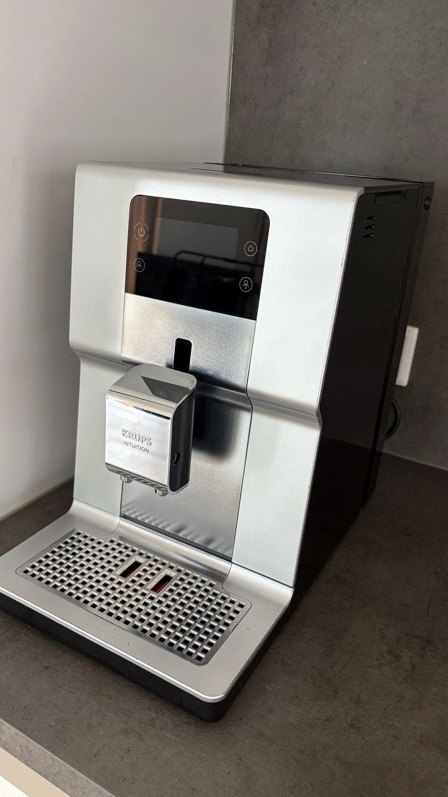 Krups koffiebonenapparaat (Intuition Preference+ EA875E), Ophalen, Gebruikt, Koffiemachine, Koffiebonen