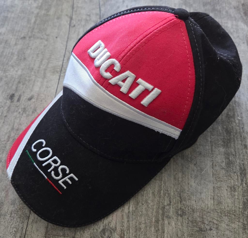 Ducati Corse Pet - Zwart/Rood, Pet, Ducati, Gedragen, One size fits all