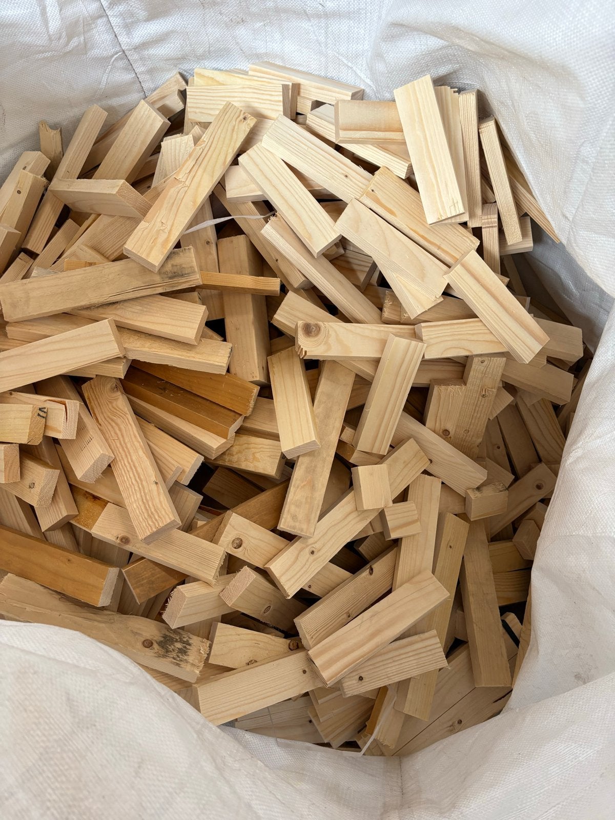 Houten blokjes / aanmaakhout / resthout, Ophalen, Gebruikt, Minder dan 25 mm, Overige typen