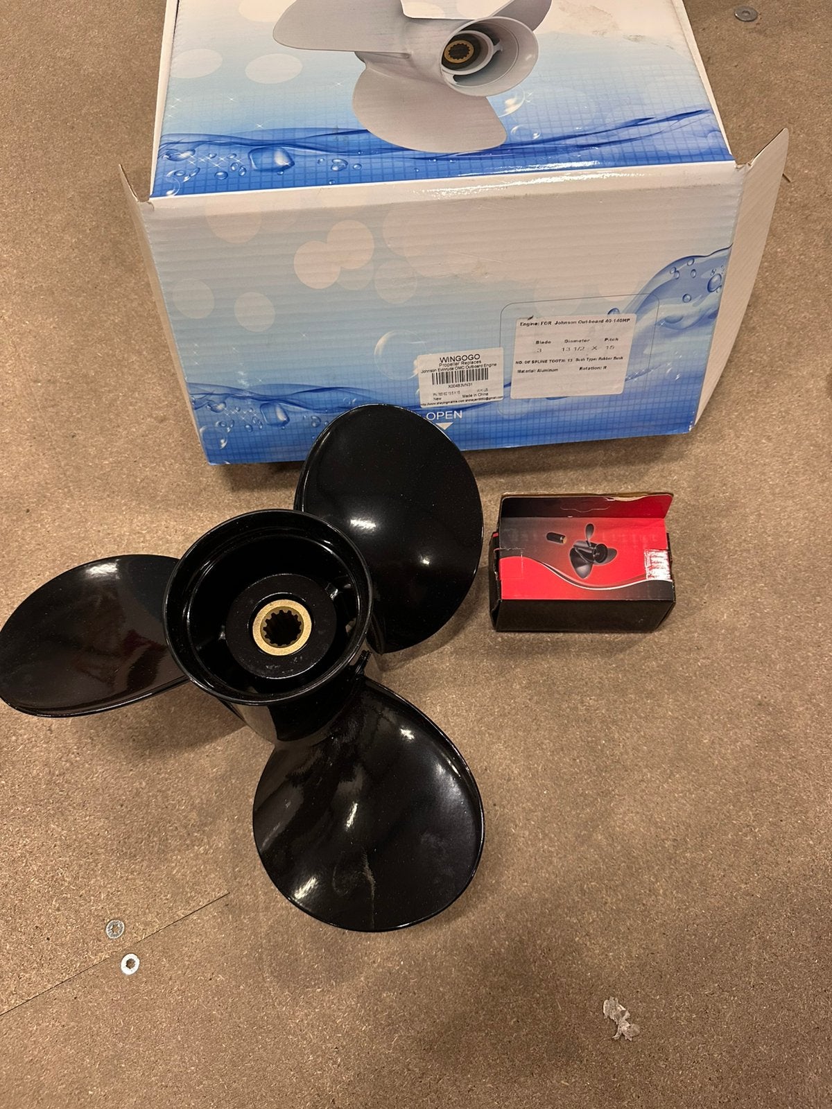 NIEUWE aluminium propeller 13½ x 15 voor Johnson/Evinrude, Ophalen of Verzenden, Nieuw, Motor en Techniek
