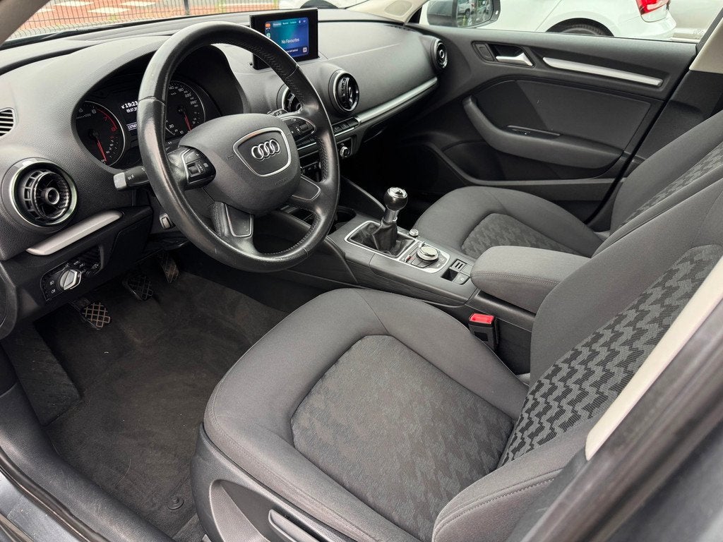 Audi A3 Sportback 1.2 TFSI Ambition Sport Edition, Voorwielaandrijving, Gebruikt, Euro 6, 4 cilinders