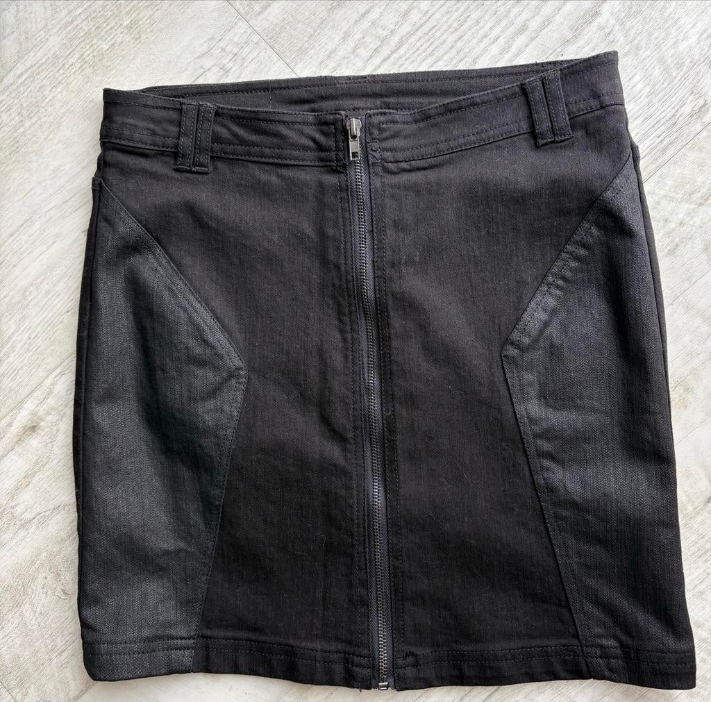 Vero Moda Jeans Zwart rokje mt 38, Maat 38/40 (M), Zwart, Ophalen of Verzenden, Zo goed als nieuw
