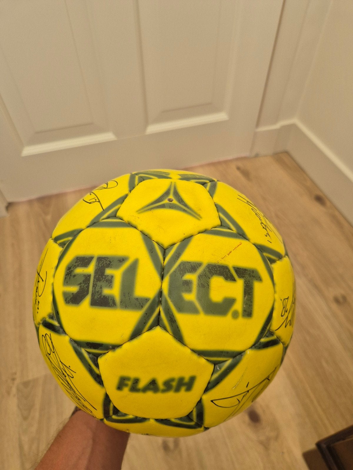 ADO bal gesigneerd, seizoen 2009/2010, Ophalen of Verzenden, Bal