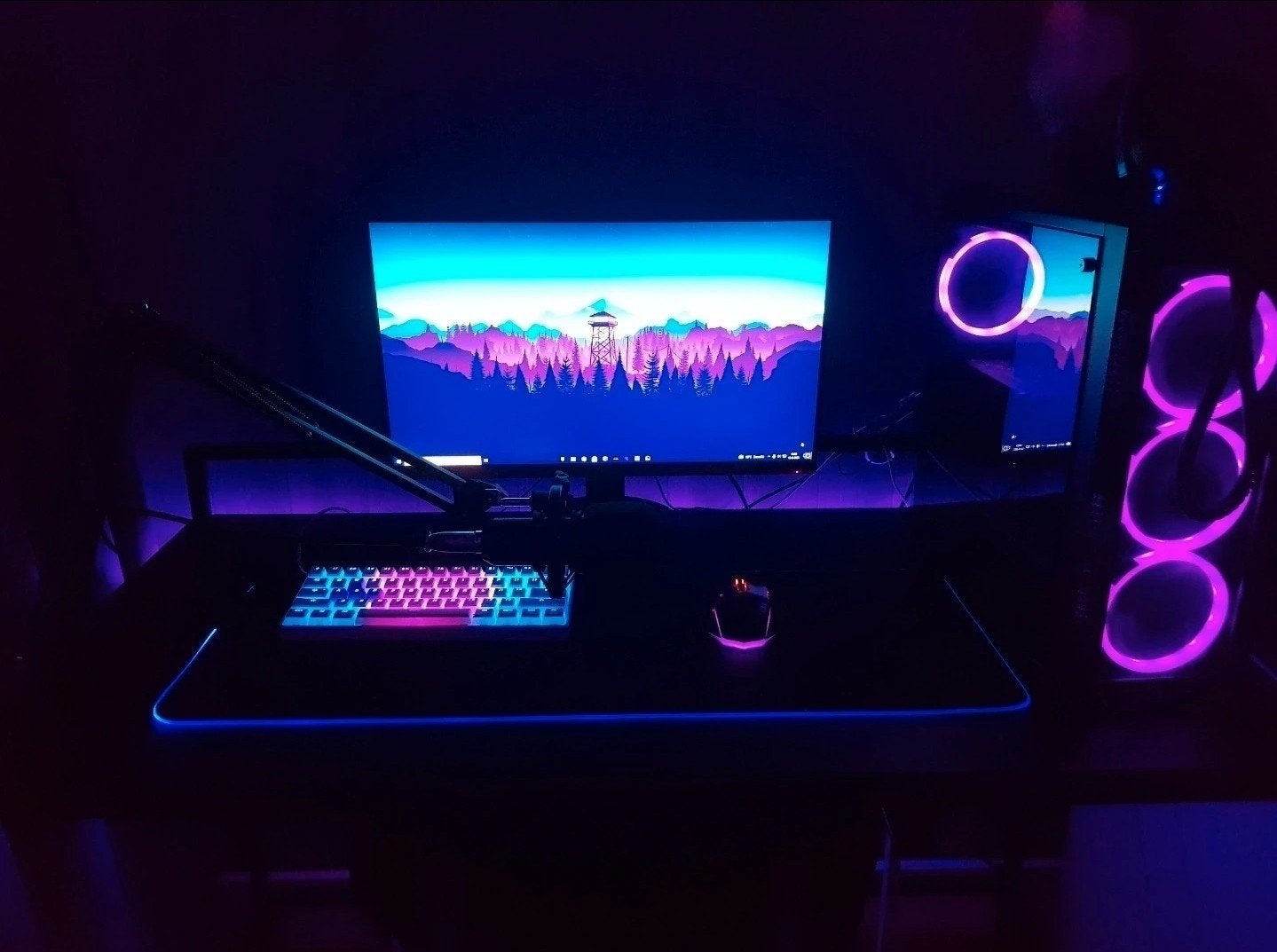 Volledige gaming setup (game pc en accessoires, zie beschr.), Ophalen, AMD Ryzen 5, Zo goed als nieuw, Gaming