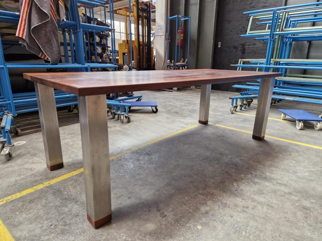 Art of living eettafel met metalen poten, Huis en Inrichting, Ophalen, Rechthoekig, Overige houtsoorten