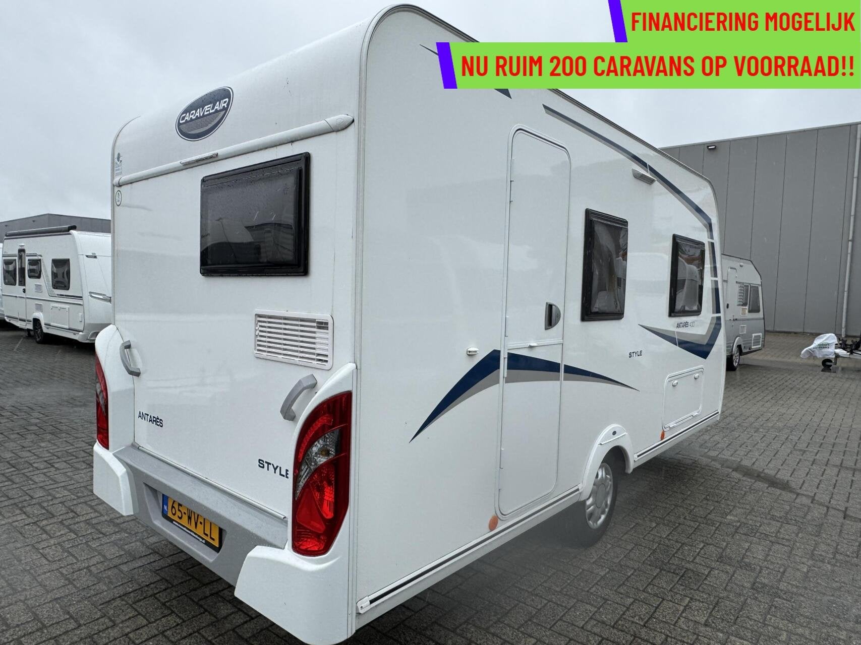 Foto 2 van CARAVELAIR ANTARES STYLE 400, DWARSBED, TREINZIT, VOORTENT,