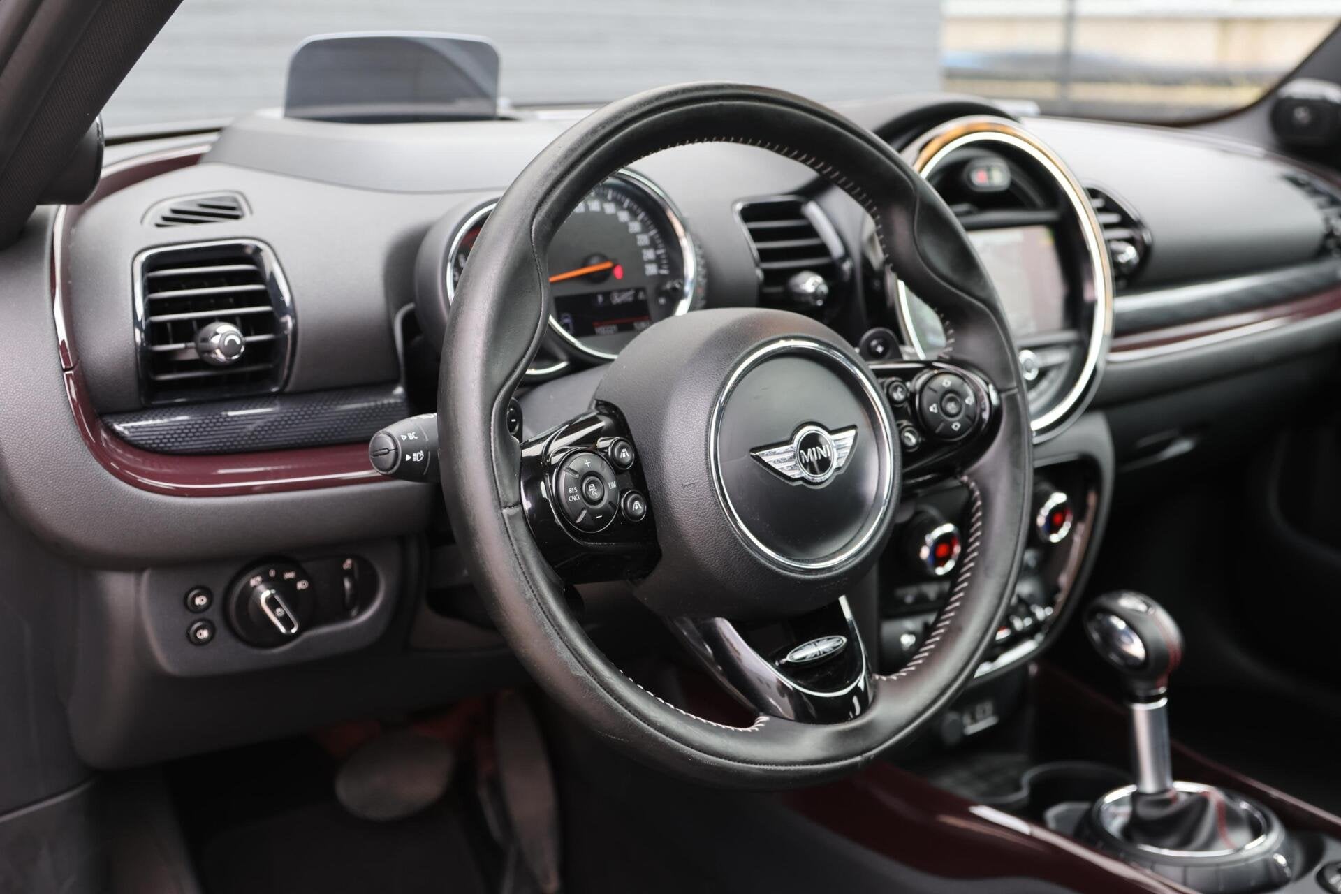 Mini Clubman 2.0 Cooper S | PANO | Keyless | HUD | H&K | PDC, Auto's, 1998 cc, Gebruikt, Automatische klimaatregeling, 17 km/l
