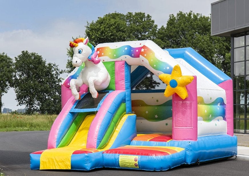 Springkussen multifun Unicorn te huur, huren, Hobby en Vrije tijd, Feestartikelen | Verhuur, Ophalen of Verzenden, Zo goed als nieuw