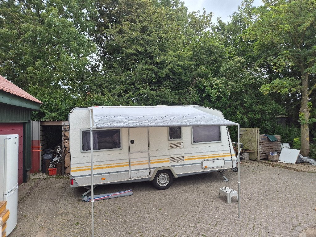 Knaus Caravan, Rondzit, Dwarsbed, 750 - 1000 kg, Particulier