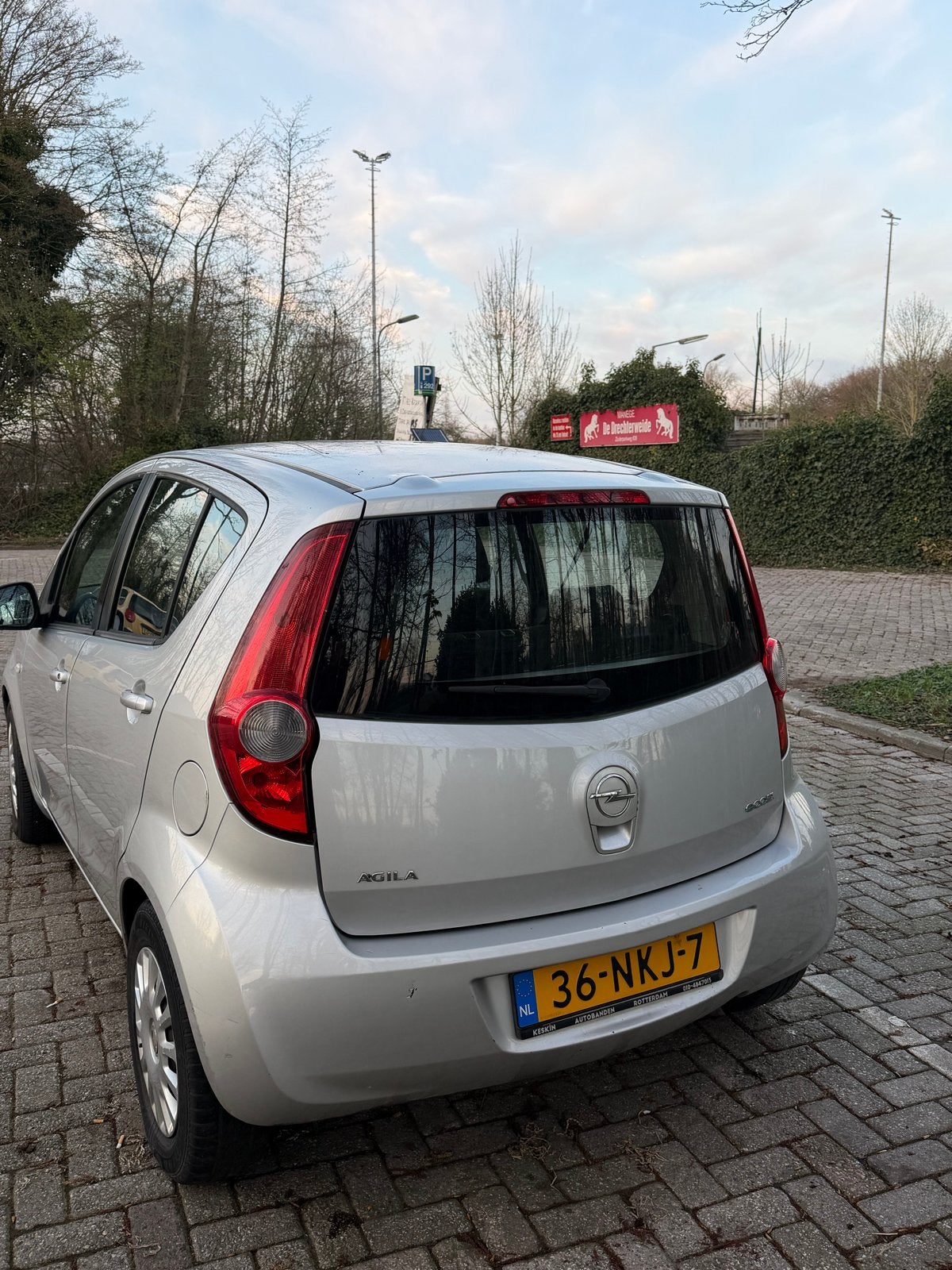 Opel Agila 1.0 12V LPG 2010 Grijs, Auto's, 15 km/l, 1011 kg, 996 cc, Origineel Nederlands