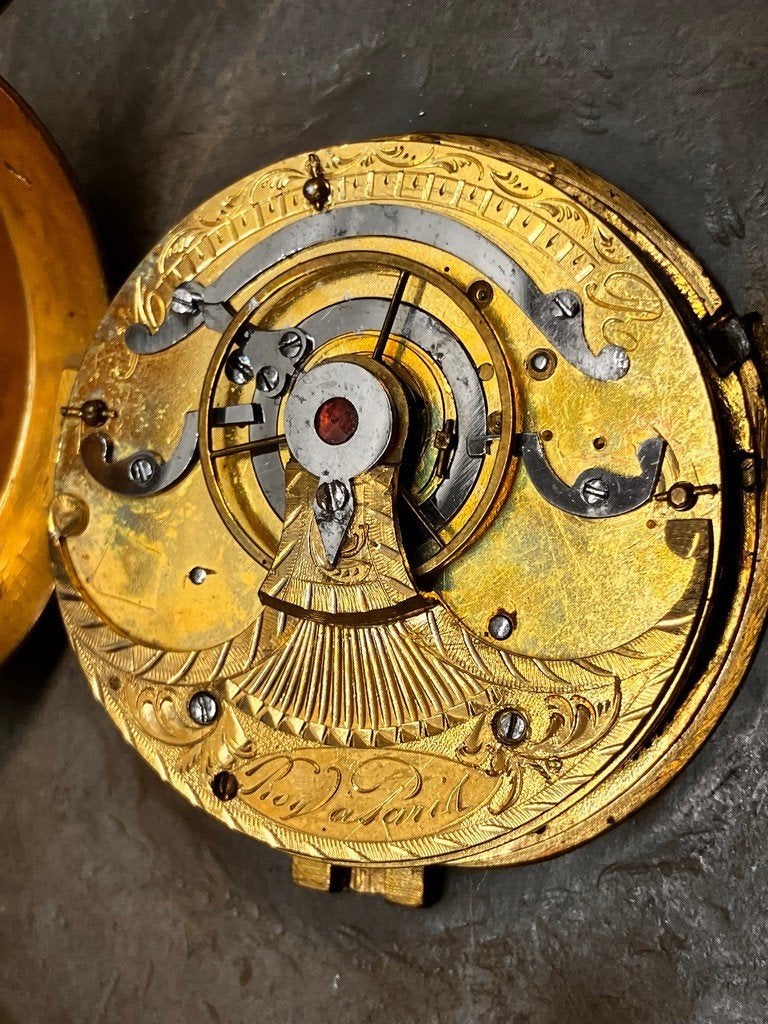 Roy à Paris uurwerk ca 1800 in albasten klok ca 1880, Antiek en Kunst, Ophalen