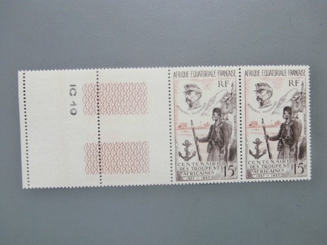 Postzegels Afrika Equatoriaal Francaise 1940 en 1957 Troops, Ophalen of Verzenden, Zuid-Afrika, Postfris