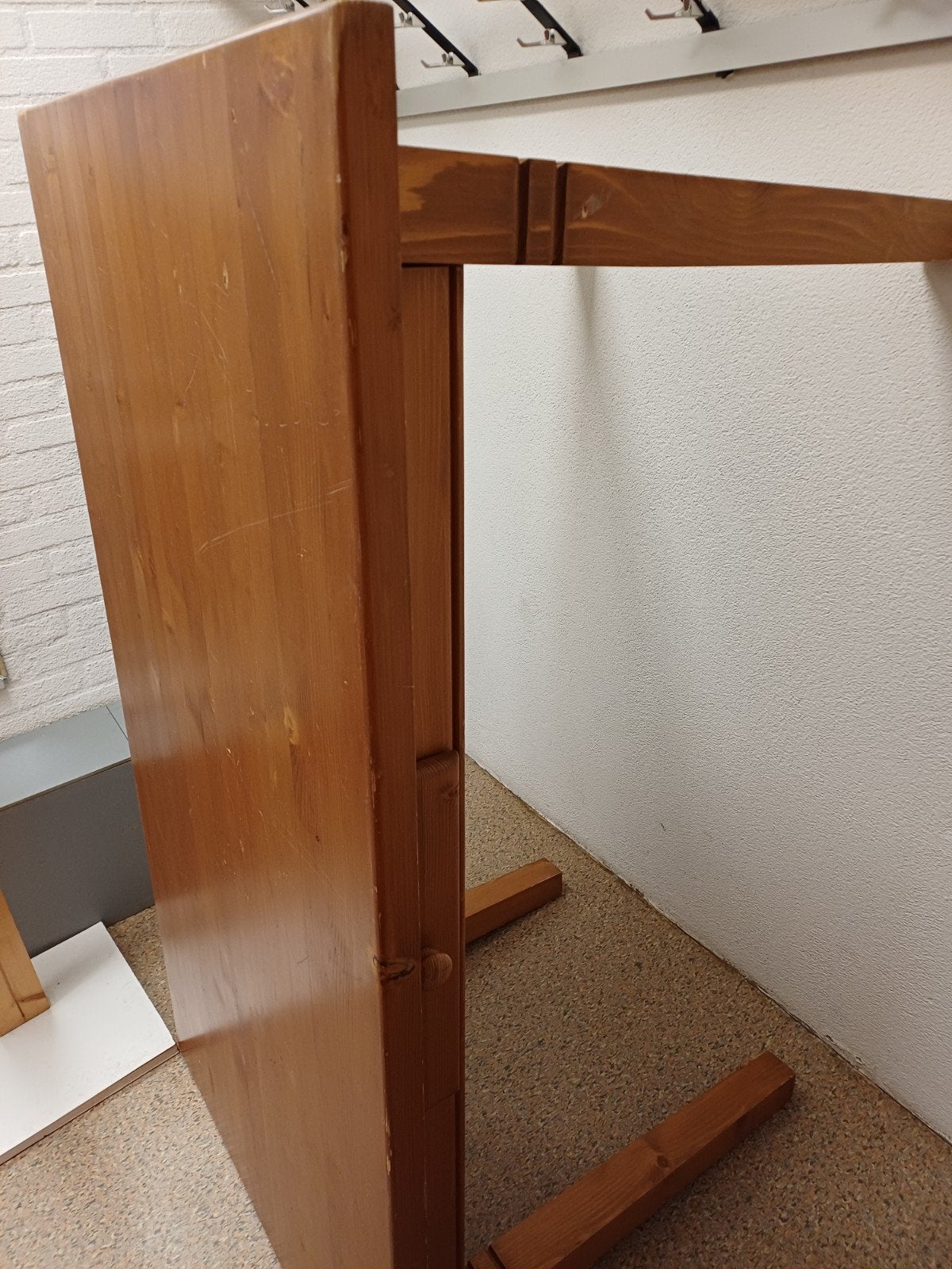 Massief houten tafel gratis, Ophalen