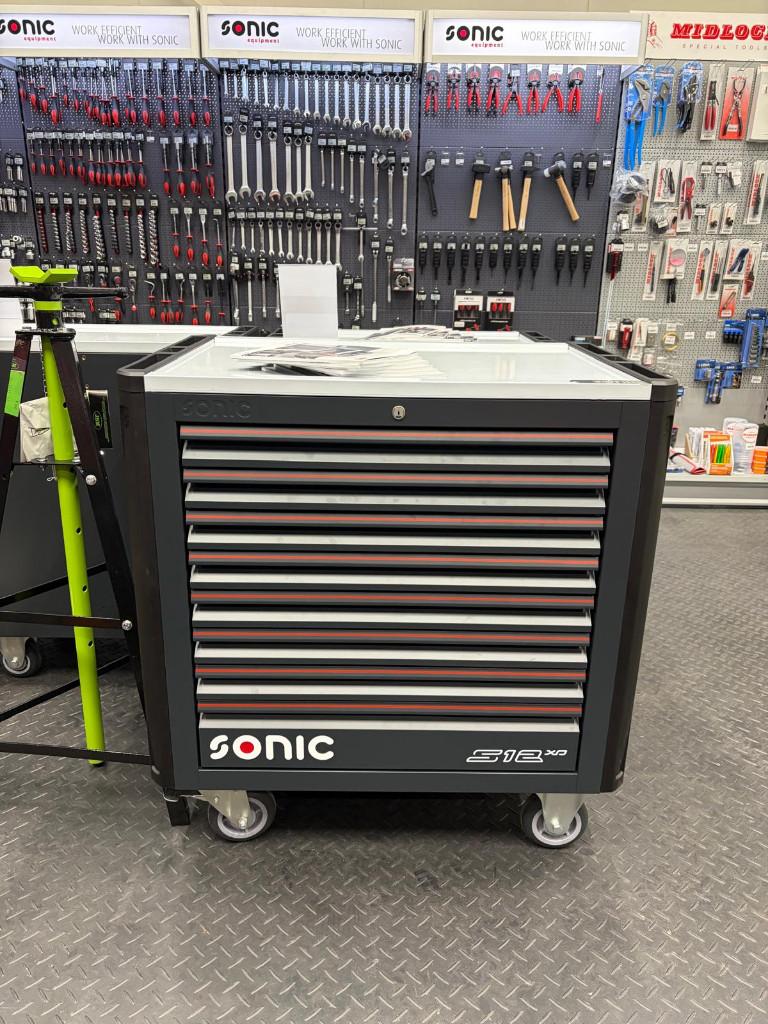 Sonic S12XD-Next gevulde gereedschapwagen 887-delig