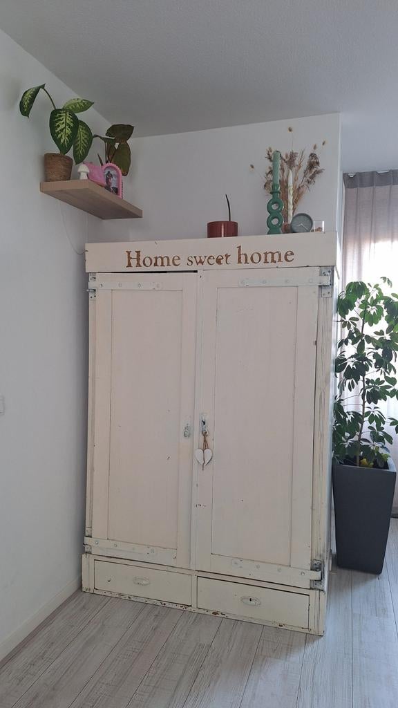 Gratis houten kast - free :), Ophalen, Gebruikt