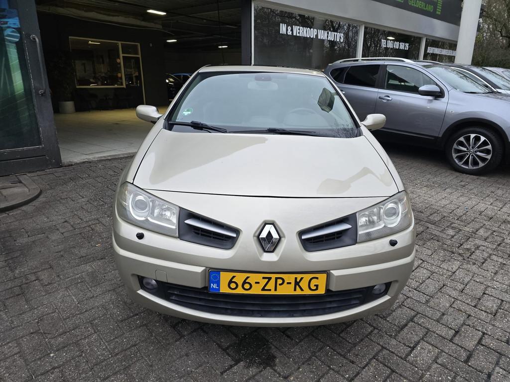 Renault Mégane Coupé-Cabriolet 1.6-16V Tech Line | NIEUWE, Auto's, Renault, Voorwielaandrijving, Gebruikt, 4 cilinders, Cabriolet