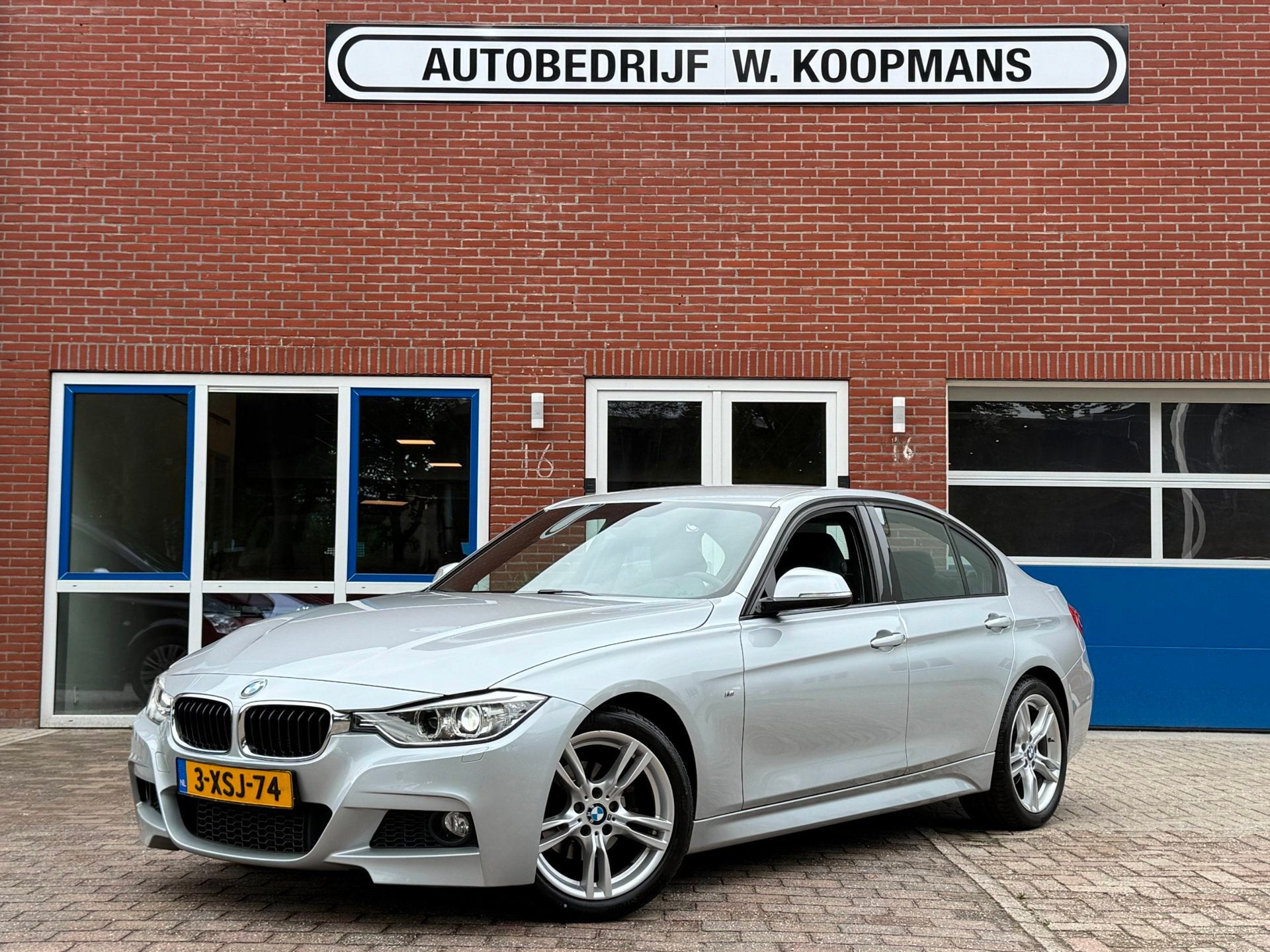 BMW 3-serie 316i Executive, Auto's, Gebruikt, 4 cilinders, Alcantara, Origineel Nederlands