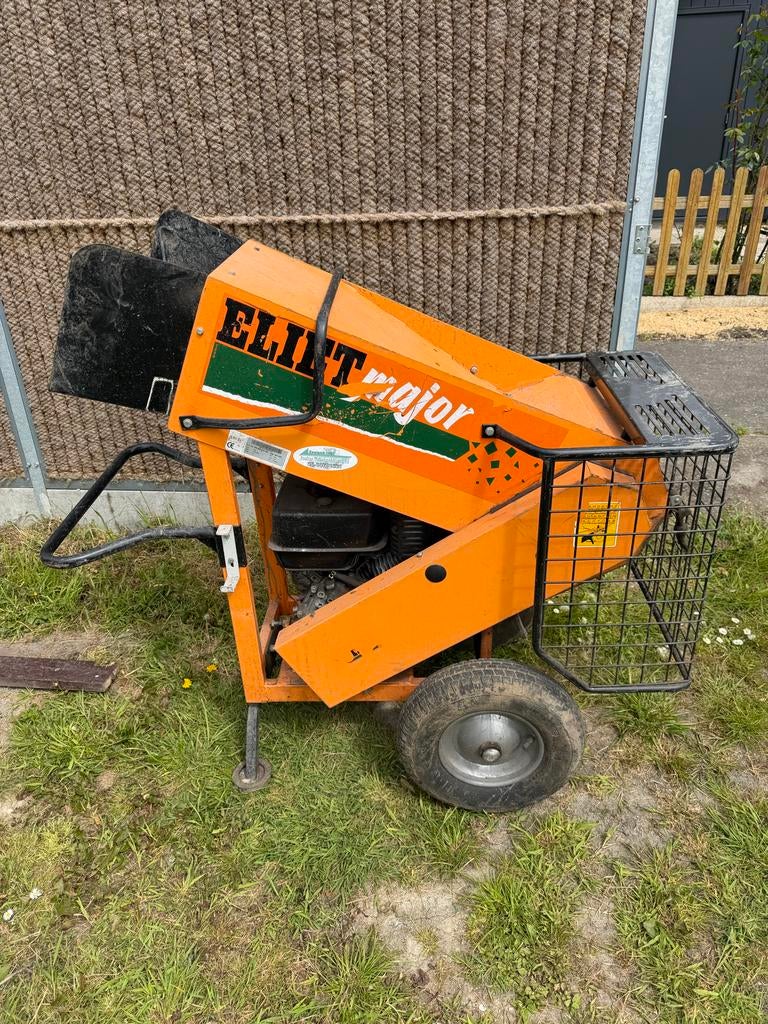 Eliet Major 9PK Hakselaar / Versnipperaar (2009), Ophalen, Gebruikt, Benzine