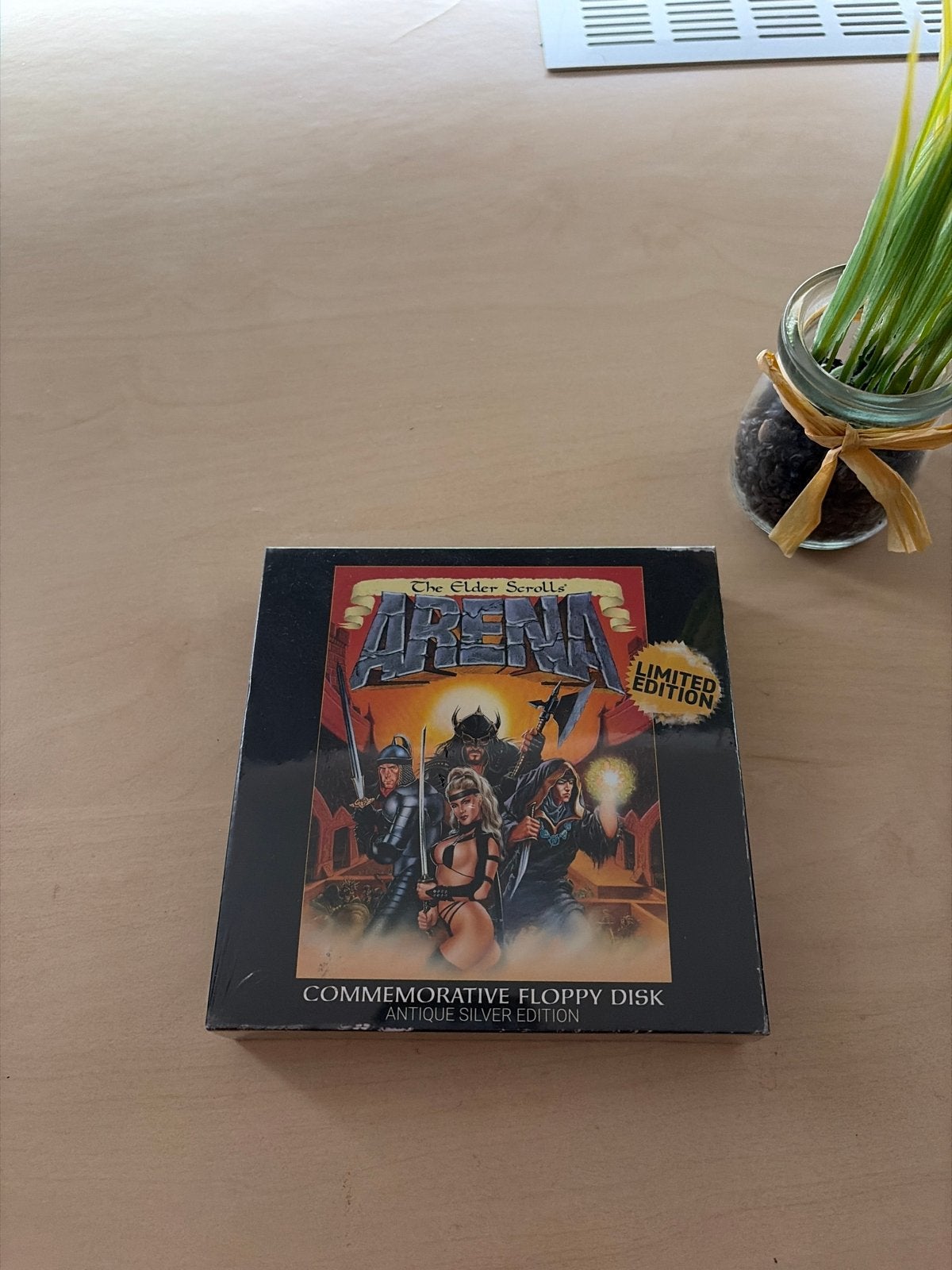 The Elder Scrolls Arena Commemorative Floppy Disk NIEUW, Spelcomputers en Games, Vanaf 18 jaar, 1 speler, Nieuw, Ophalen of Verzenden