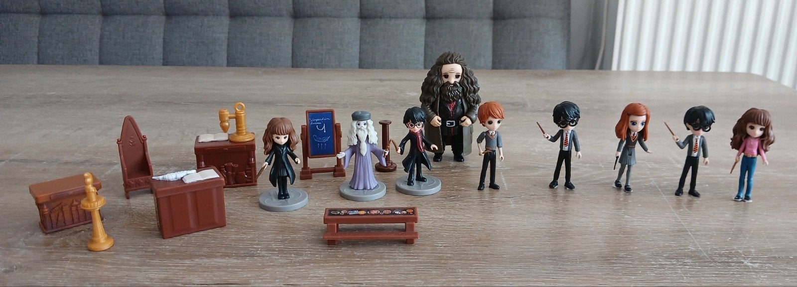 Harry Potter wizarding world poppetjes figuren hagrid ginny, Ophalen of Verzenden, Zo goed als nieuw