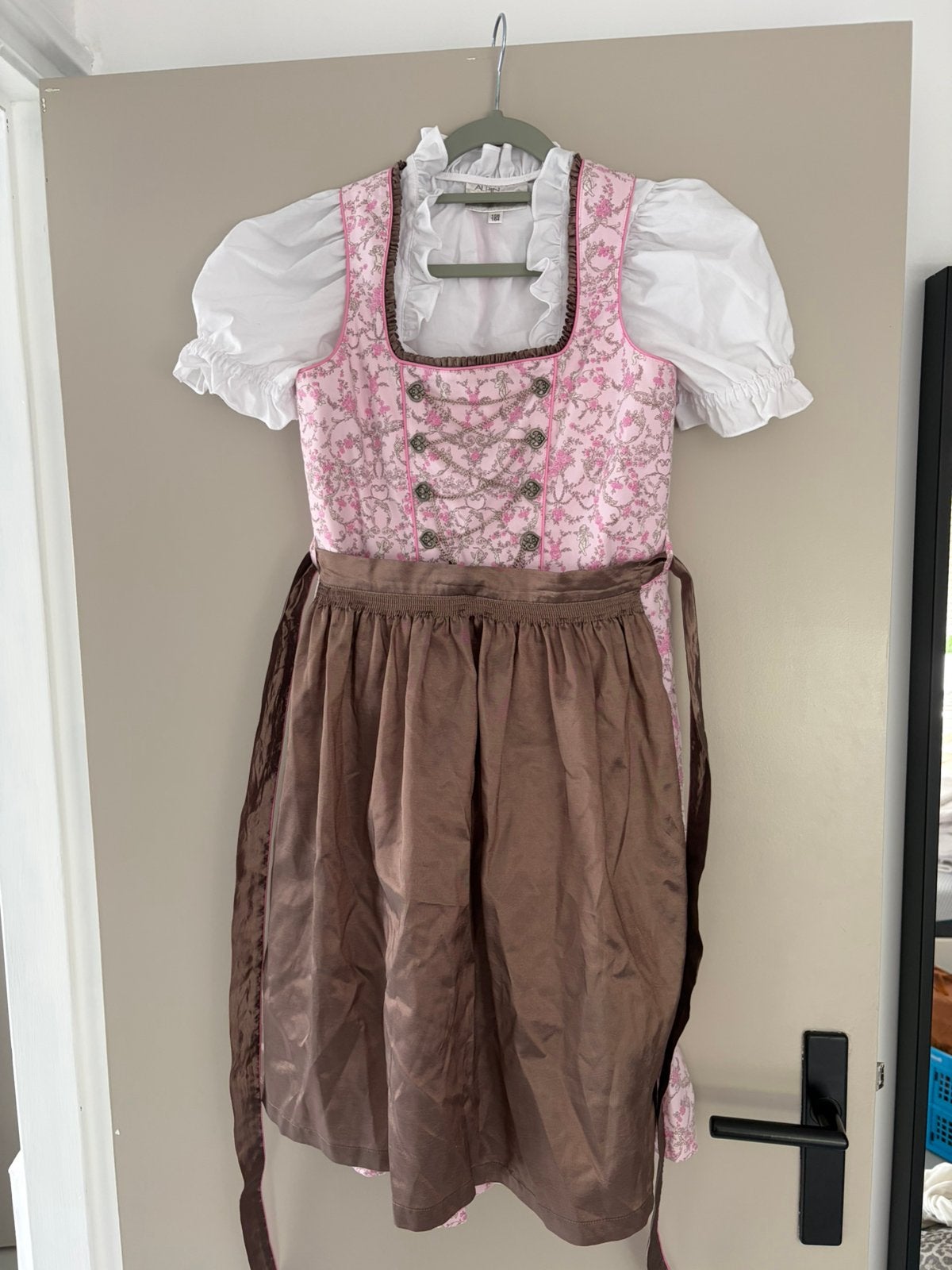 Dirndl kind, Ophalen, Zo goed als nieuw, Maat 34 (XS) of kleiner, Overige thema's