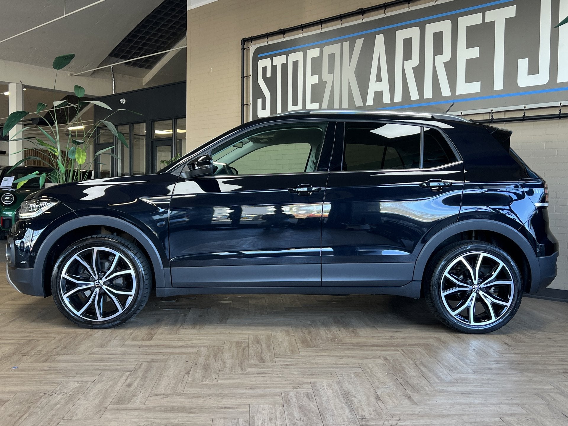 Volkswagen T-Cross 1.5 TSI 150 DSG Style | Navi | Beats | AC, Auto's, Zwart, 4 cilinders, 150 pk, Zwart