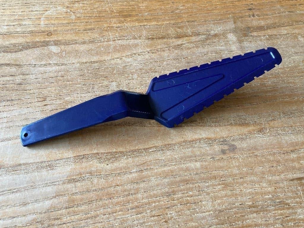 Tupperware taartschep blauw zgan, Huis en Inrichting, Keuken | Tupperware, Ophalen of Verzenden, Zo goed als nieuw, Blauw, Overige typen