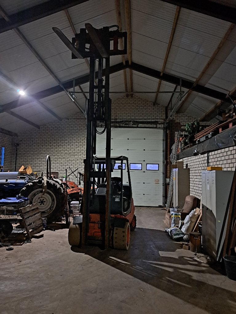 GARAGE  / AUTOBOX  HUUR