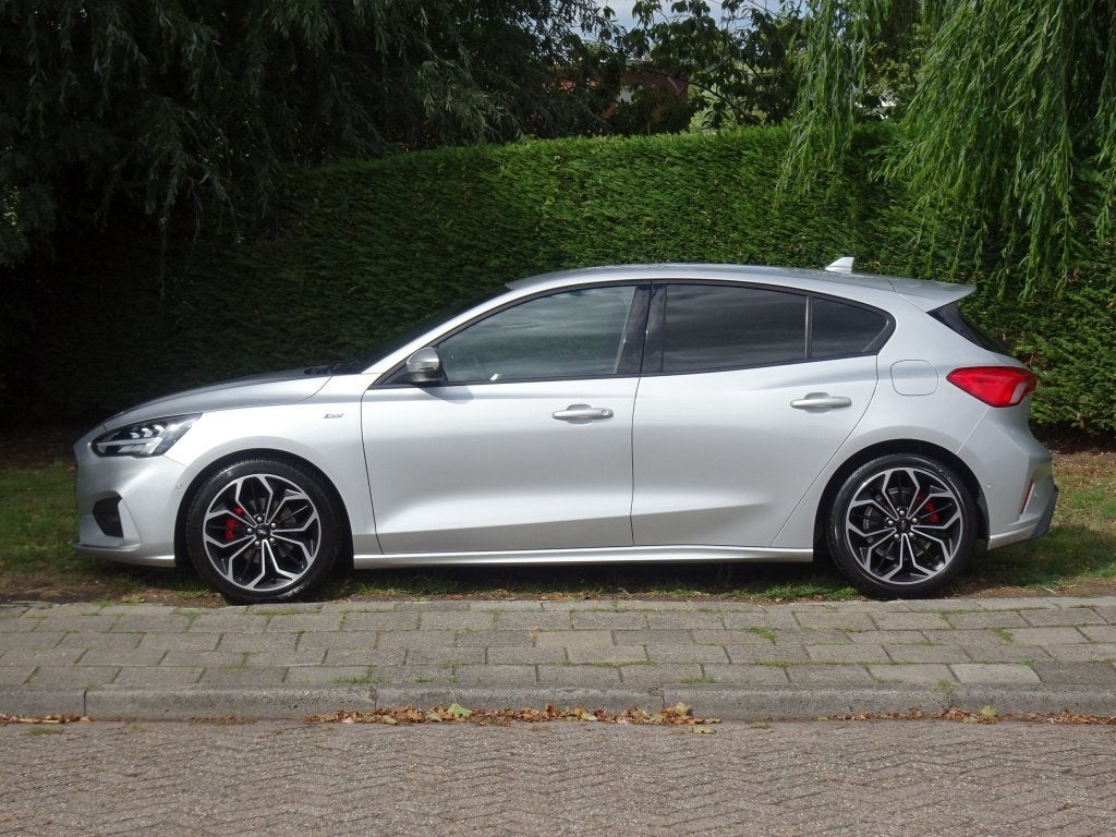 Ford Focus 1.0 125pk ST-Line met B&O, Camera en WinterPack, Dealer onderhouden, Gebruikt, Euro 6, Automatische klimaatregeling