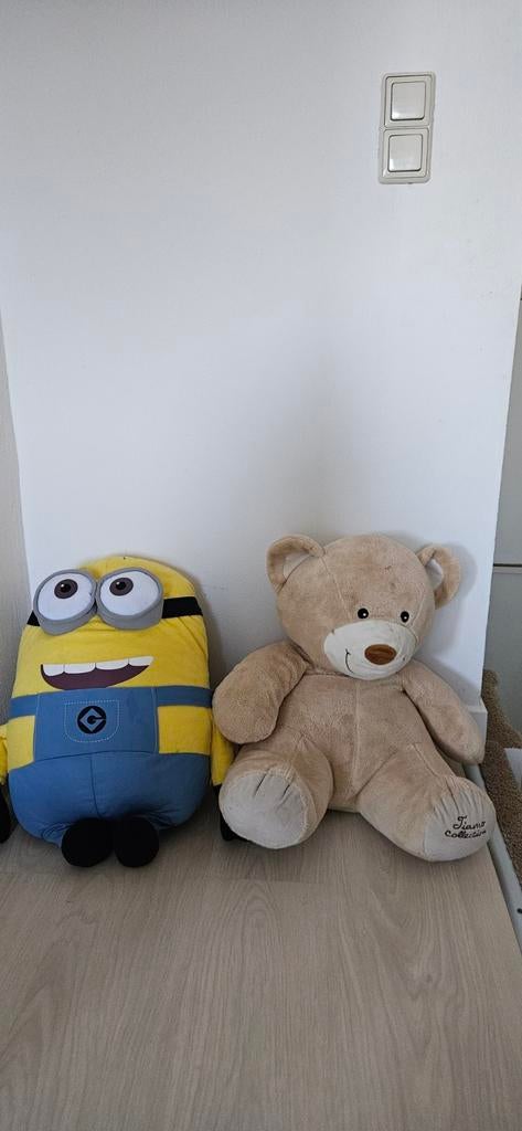 Minion knuffel en Tiamo Collection teddybeer, Ophalen